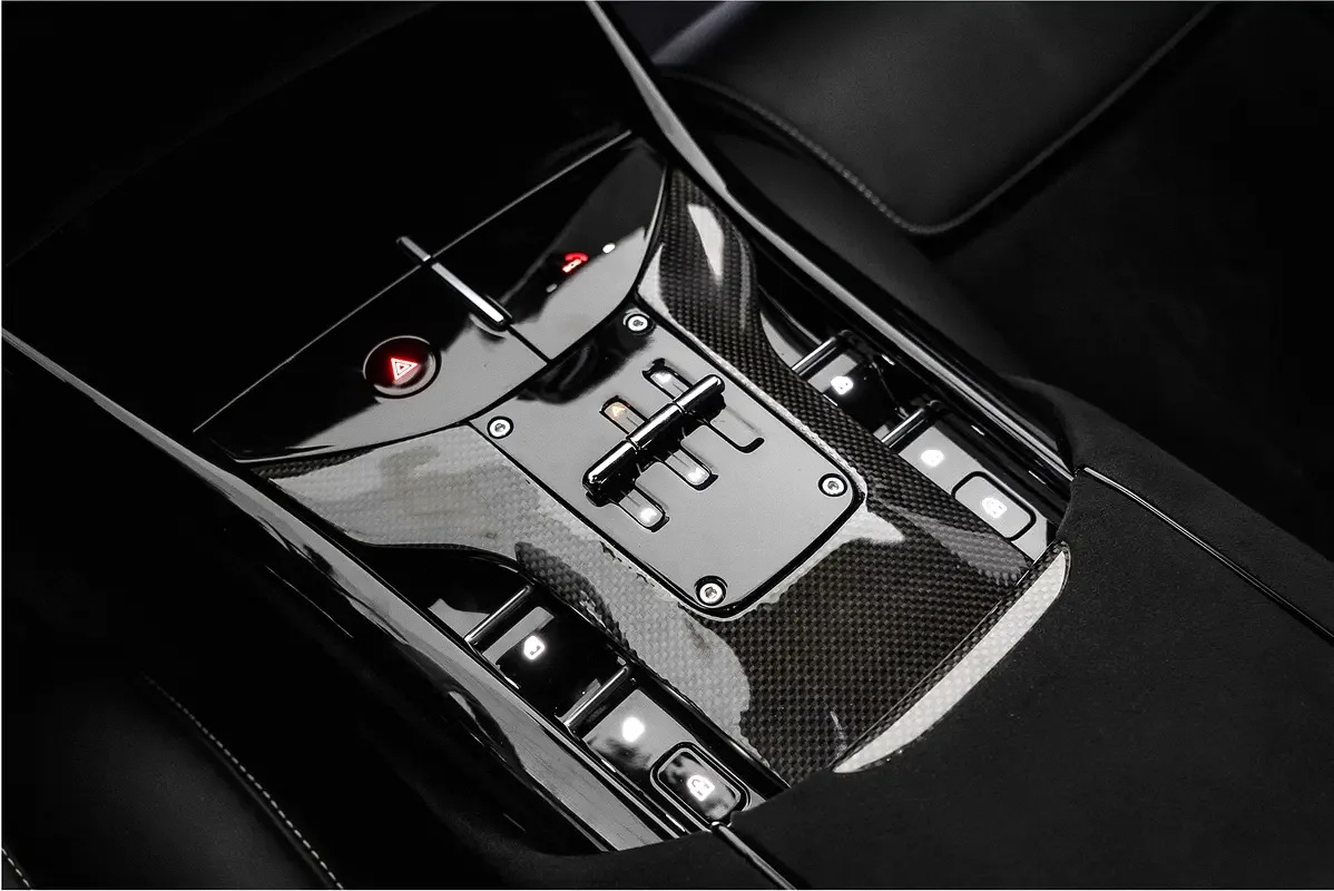 Ferrari Purosangue 6.5 AMT 4WD (725 حصان) - 9