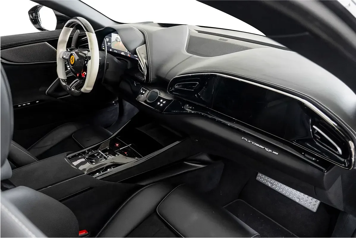 Ferrari Purosangue 6.5 AMT 4WD (725 حصان) - 12