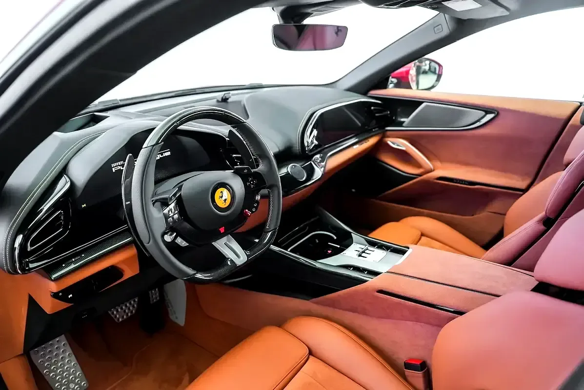 Ferrari Purosangue 6.5 AMT 4WD (725 حصان) - 8