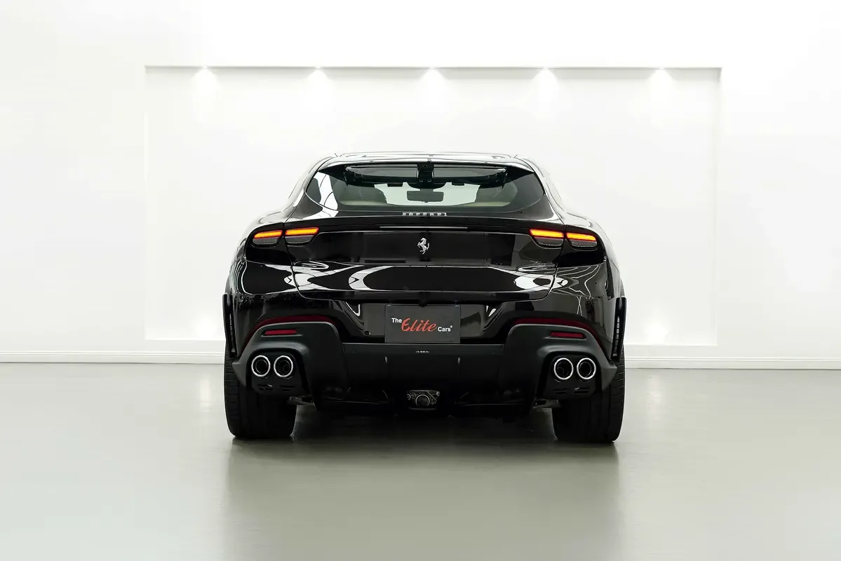 Ferrari Purosangue 6.5 AMT 4WD (725 حصان) - 3