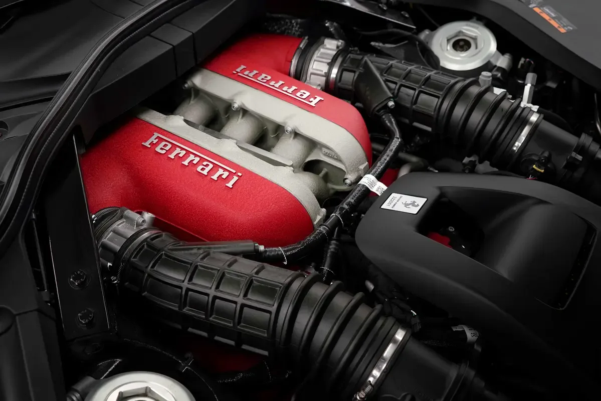 Ferrari Purosangue 6.5 AMT 4WD (725 حصان) - 8