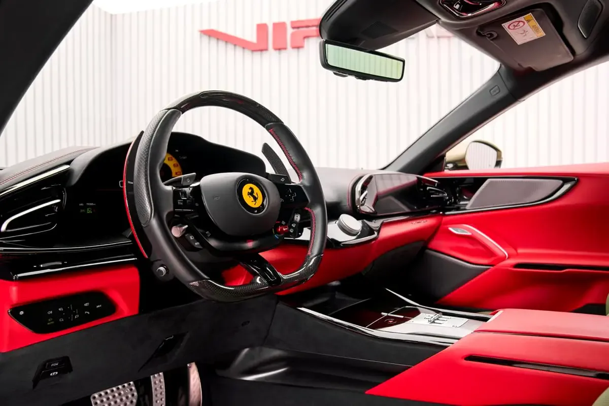 Ferrari Purosangue 6.5 AMT 4WD (725 حصان) - 10