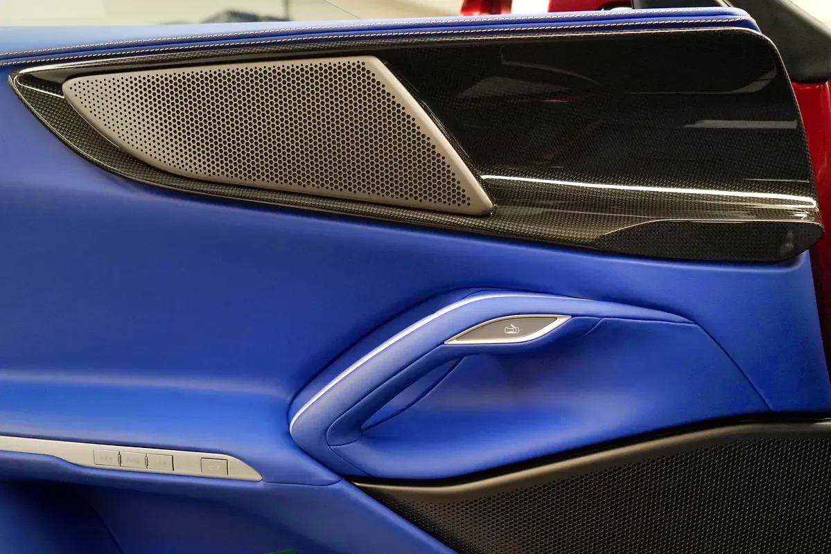 Ferrari Purosangue 6.5 AMT 4WD (725 hp) - 15