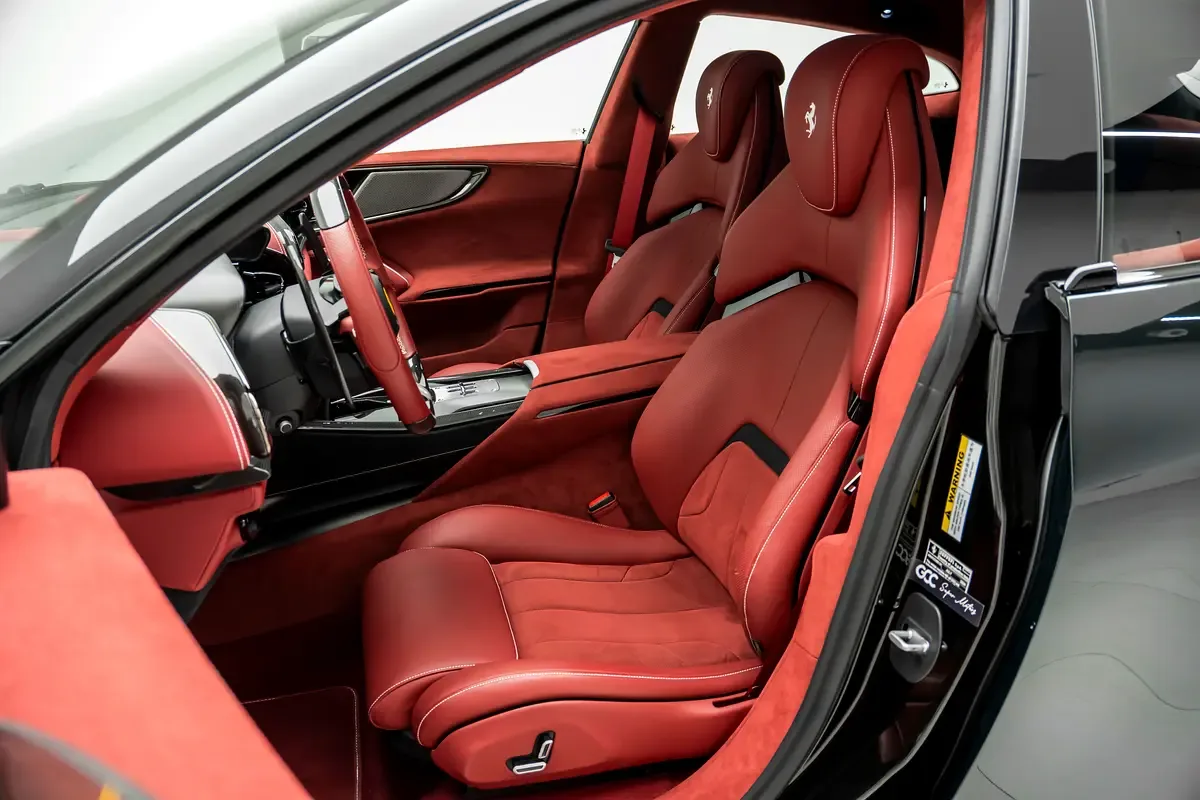 Ferrari Purosangue 6.5 AMT 4WD (725 حصان) - 12