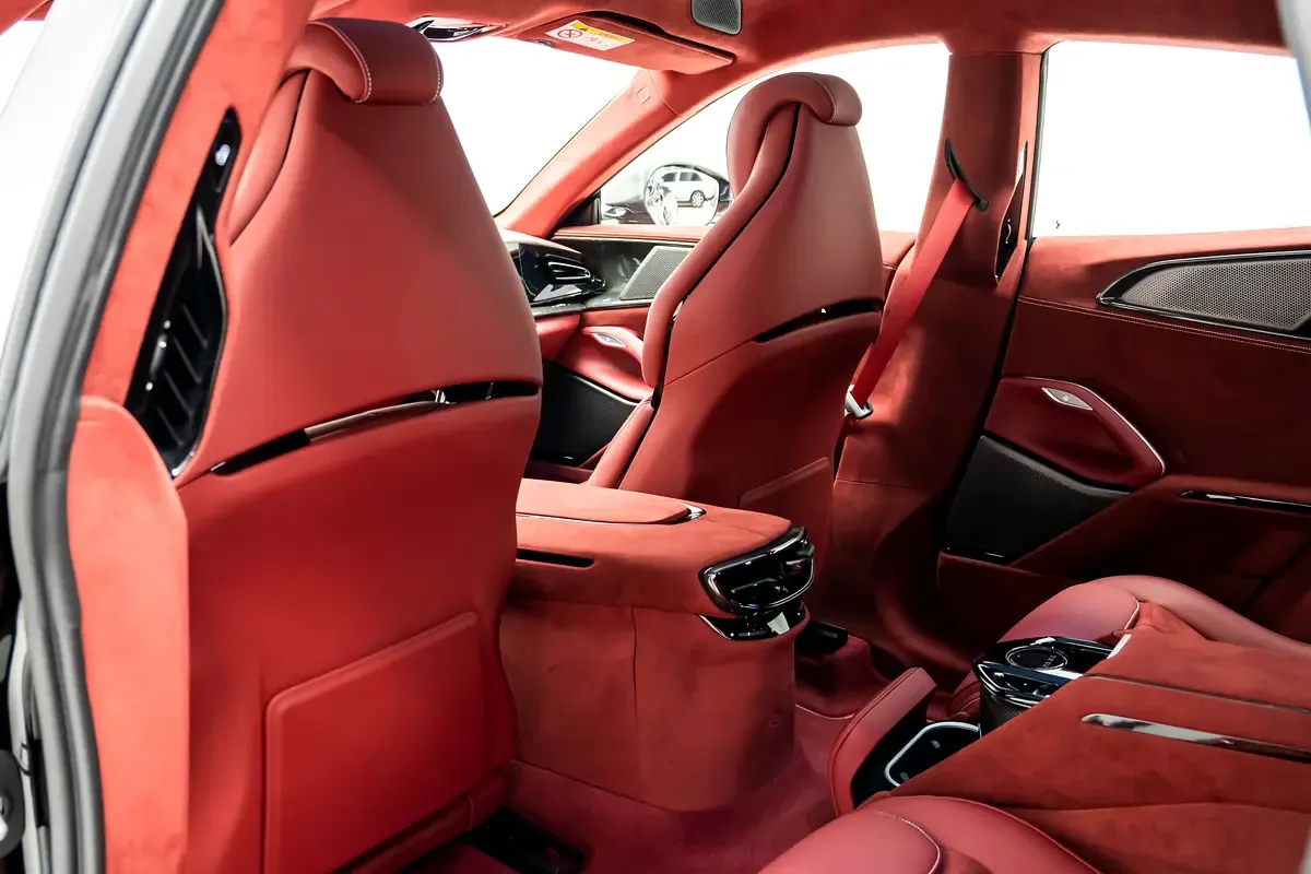 Ferrari Purosangue 6.5 AMT 4WD (725 حصان) - 14