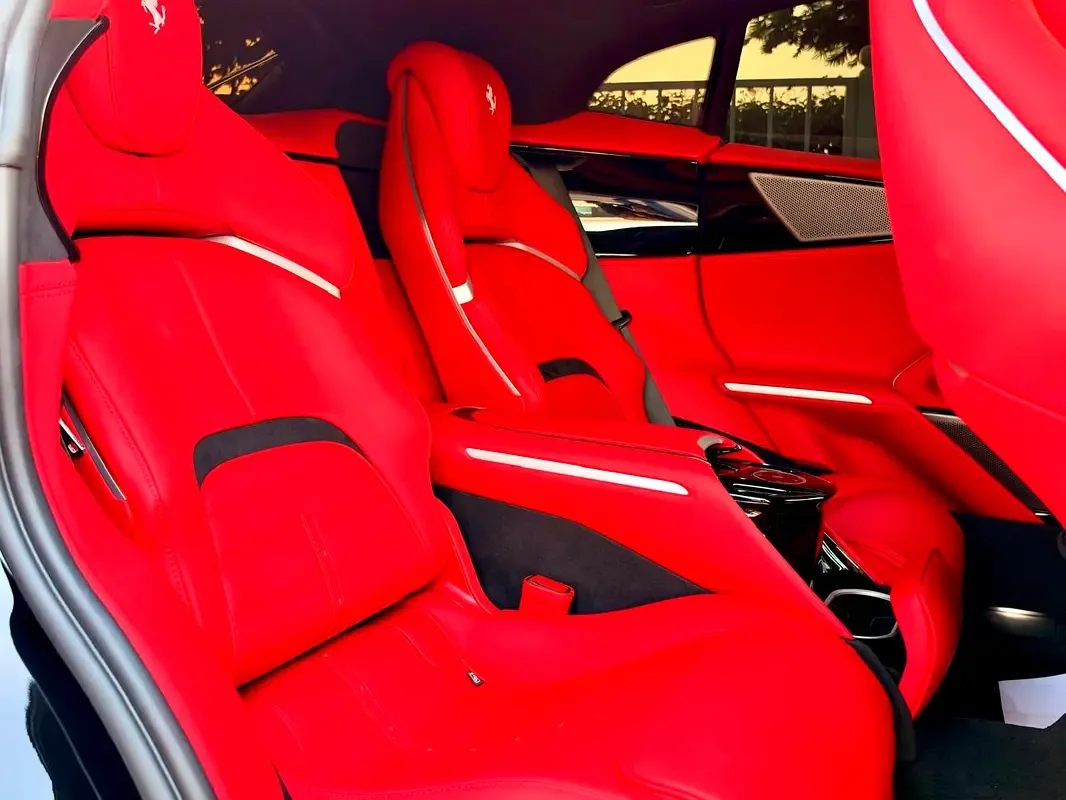 Ferrari Purosangue 6.5 AMT 4WD (725 hp) - 11