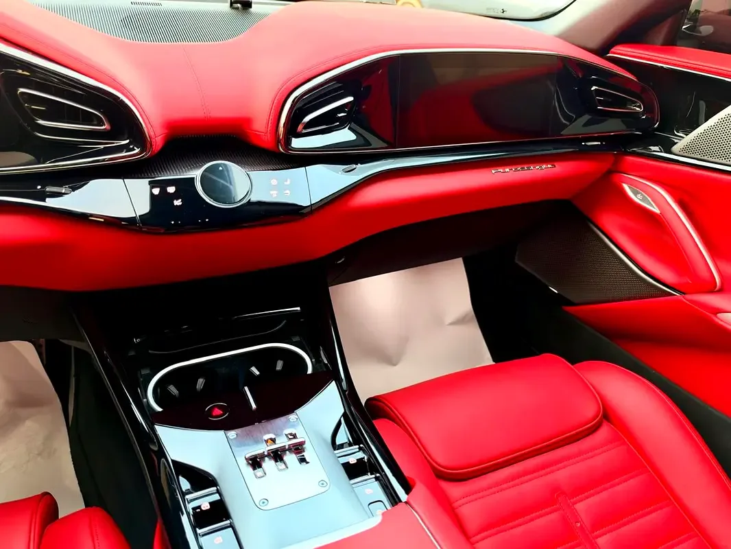 Ferrari Purosangue 6.5 AMT 4WD (725 hp) - 16