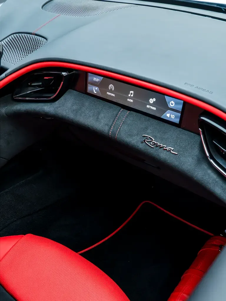 Ferrari Roma 3.9 AMT RWD (620 حصان) - 17