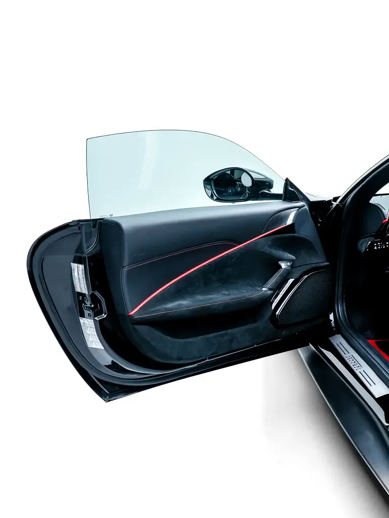Ferrari Roma 3.9 AMT RWD (620 حصان) - 18