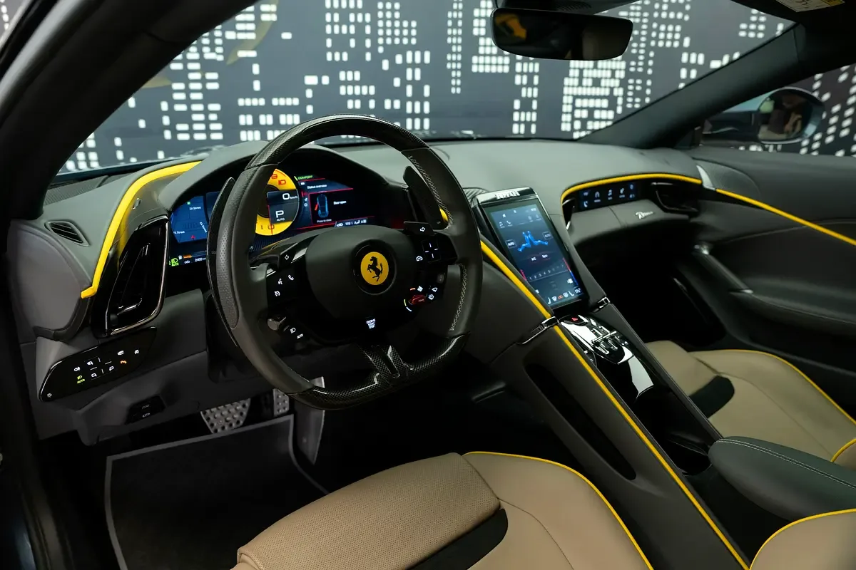Ferrari Roma 3.9 AMT RWD (620 حصان) - 10