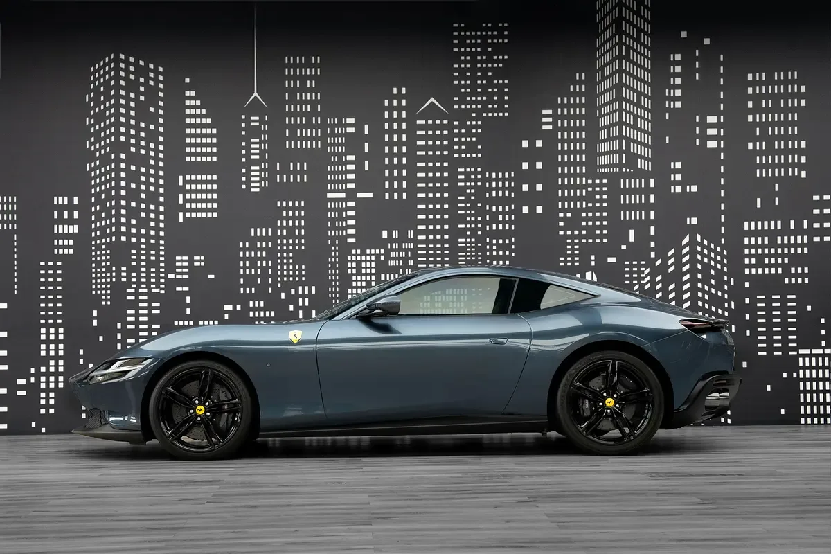 Ferrari Roma 3.9 AMT RWD (620 حصان) - 8