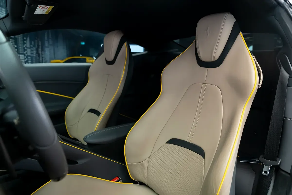 Ferrari Roma 3.9 AMT RWD (620 حصان) - 12