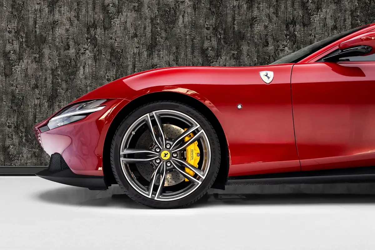 Ferrari Roma 3.9 AMT RWD (620 hp) - 6