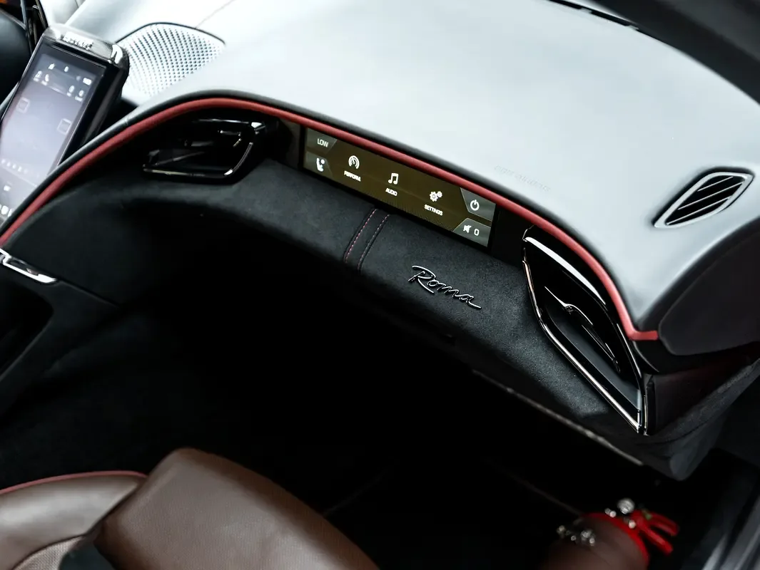 Ferrari Roma 3.9 AMT RWD (620 hp) - 17