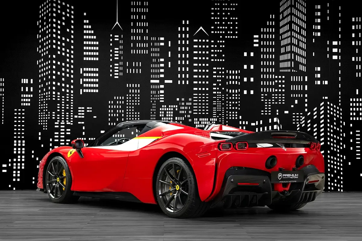 Ferrari SF90 4.0 AMT AWD (1030 حصان) - 5