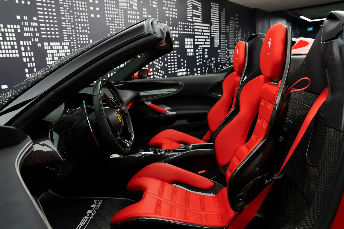 Ferrari SF90 4.0 AMT AWD (1030 حصان) - 11