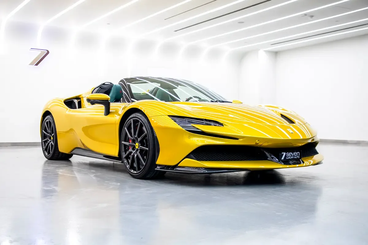 Ferrari SF90 4.0 AMT AWD (1030 hp) - 2