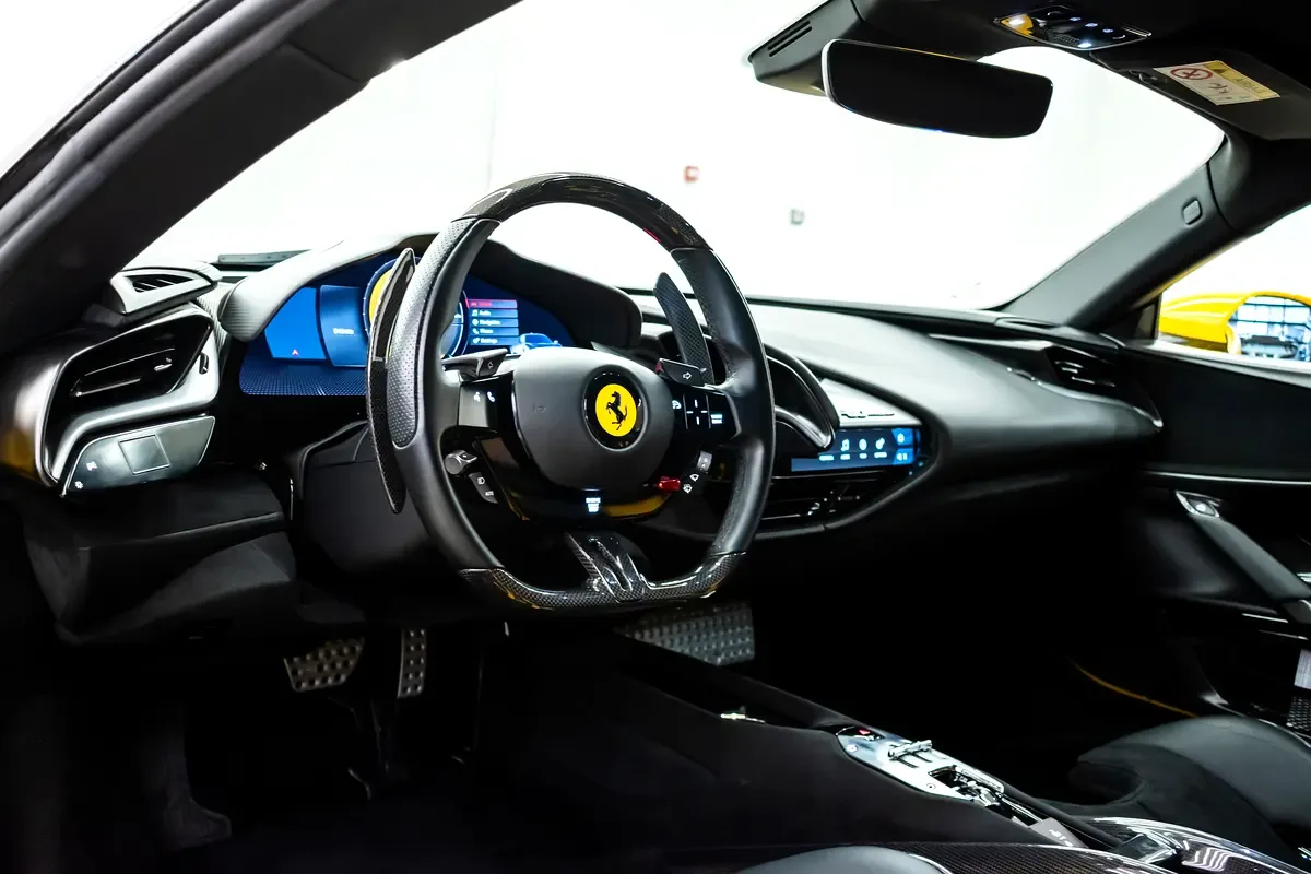 Ferrari SF90 4.0 AMT AWD (1030 حصان) - 7