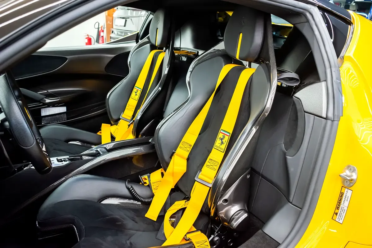 Ferrari SF90 4.0 AMT AWD (1030 حصان) - 13