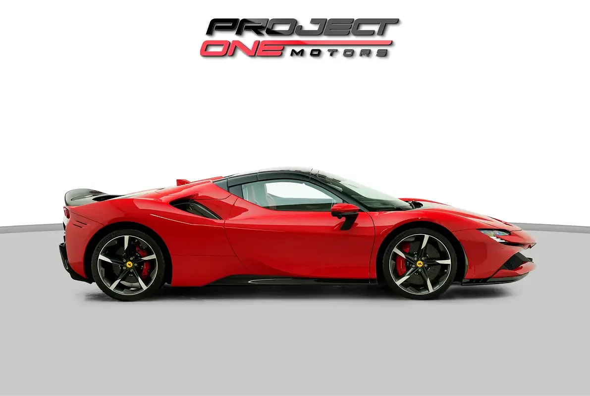 Ferrari SF90 4.0 AMT AWD (1030 حصان) - 3