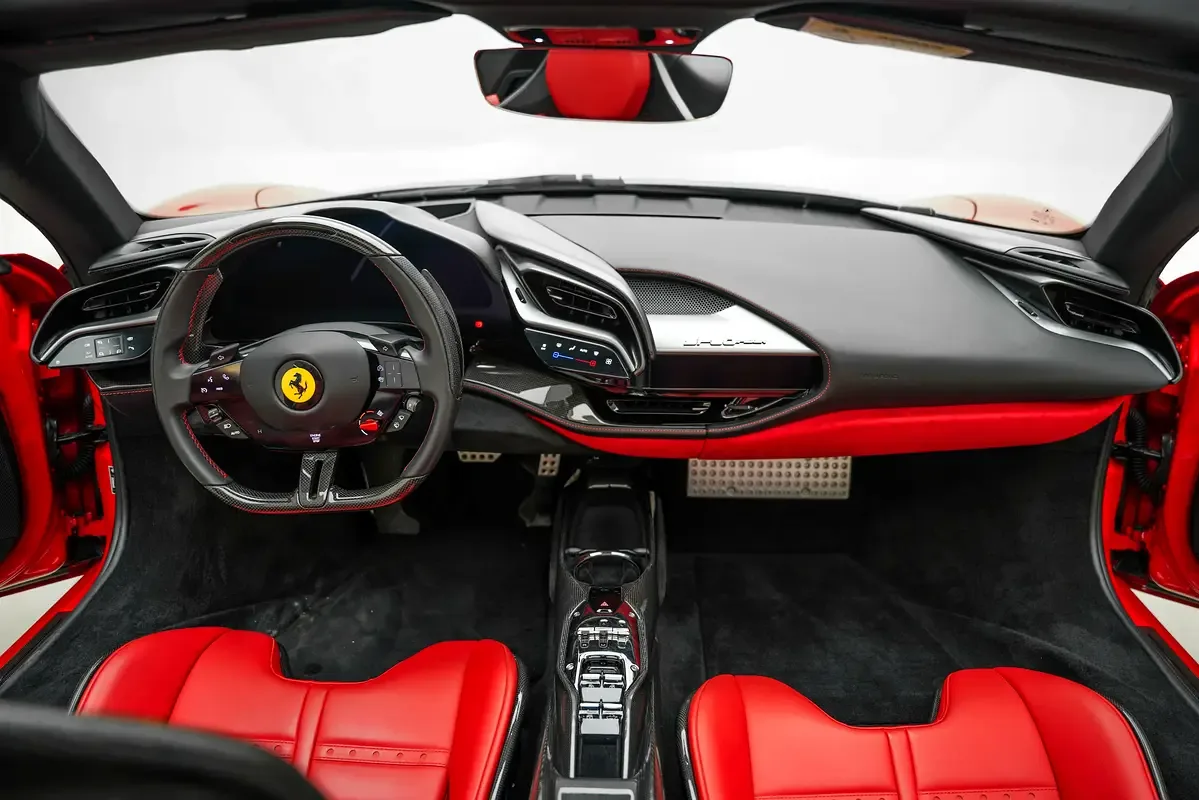 Ferrari SF90 4.0 AMT AWD (1030 حصان) - 6
