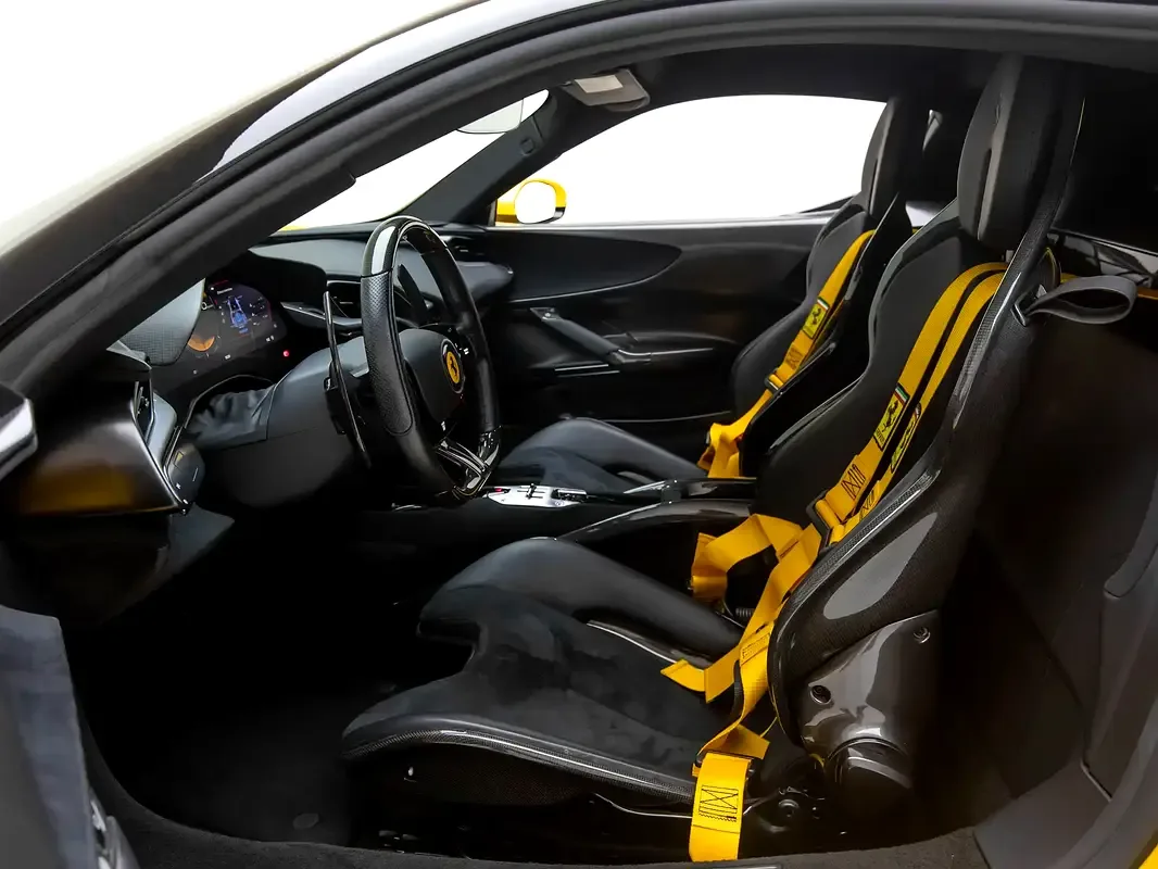 Ferrari SF90 4.0 AMT AWD (1030 حصان) - 9