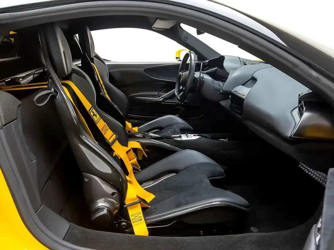 Ferrari SF90 4.0 AMT AWD (1030 حصان) - 11