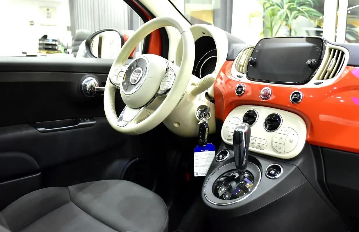 Fiat 500 1.4 AMT (100 حصان) - 14