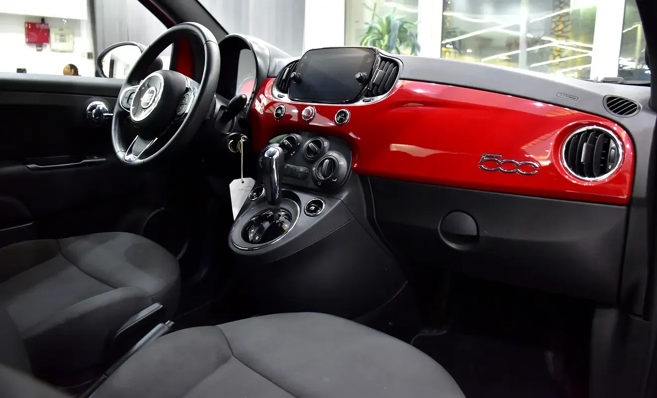 Fiat 500 1.4 AMT (100 حصان) - 12