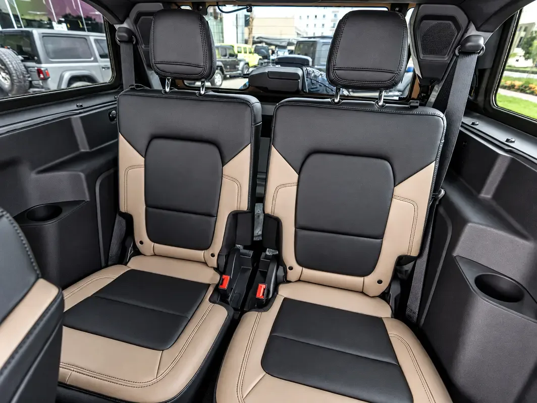Ford Bronco 2.7 AT 4WD (335 hp) - 11