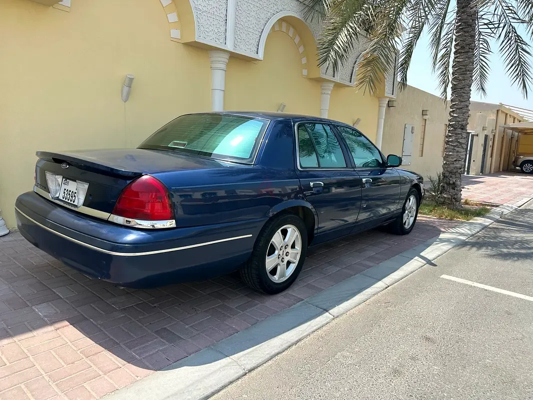 Ford Crown Victoria 4.6i AT LX Sport (238 hp) - 5