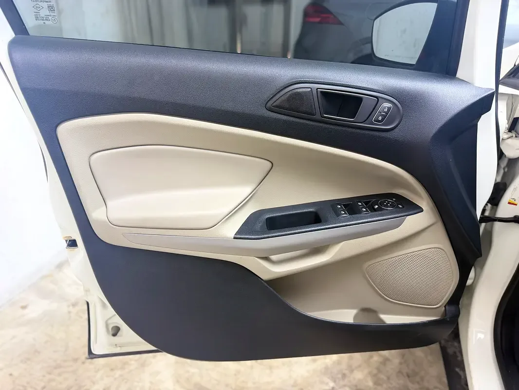 Ford EcoSport 1.5 AT (123 hp) - 9
