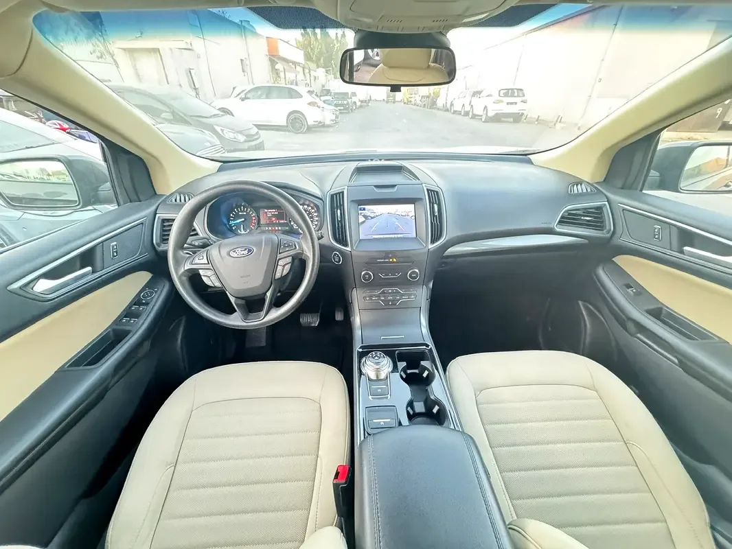 Ford Edge 2.0 AT (245 حصان) - 9