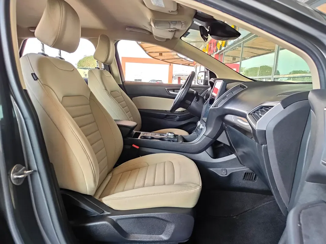 Ford Edge 2.0 AT (245 hp) - 13