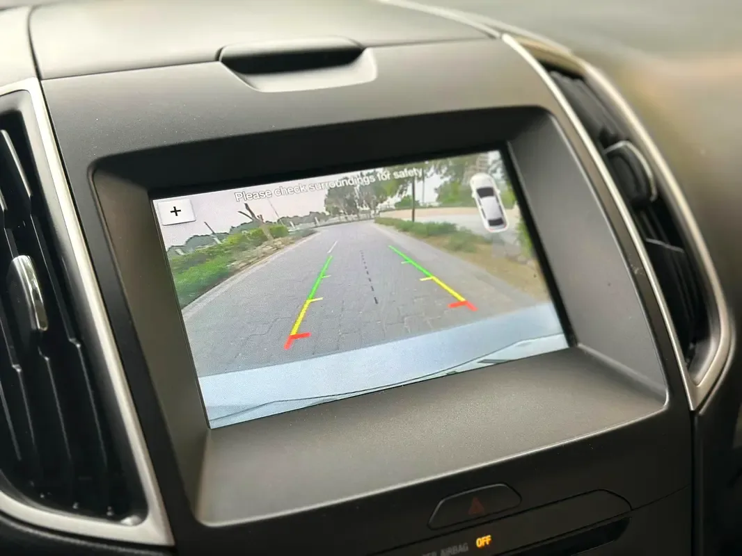Ford Edge 2.0 AT (245 حصان) - 8