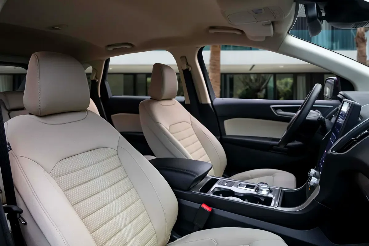 Ford Edge 2.0 AT (252 حصان) - 11