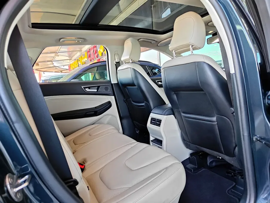 Ford Edge 2.0 AT AWD (250 hp) - 18