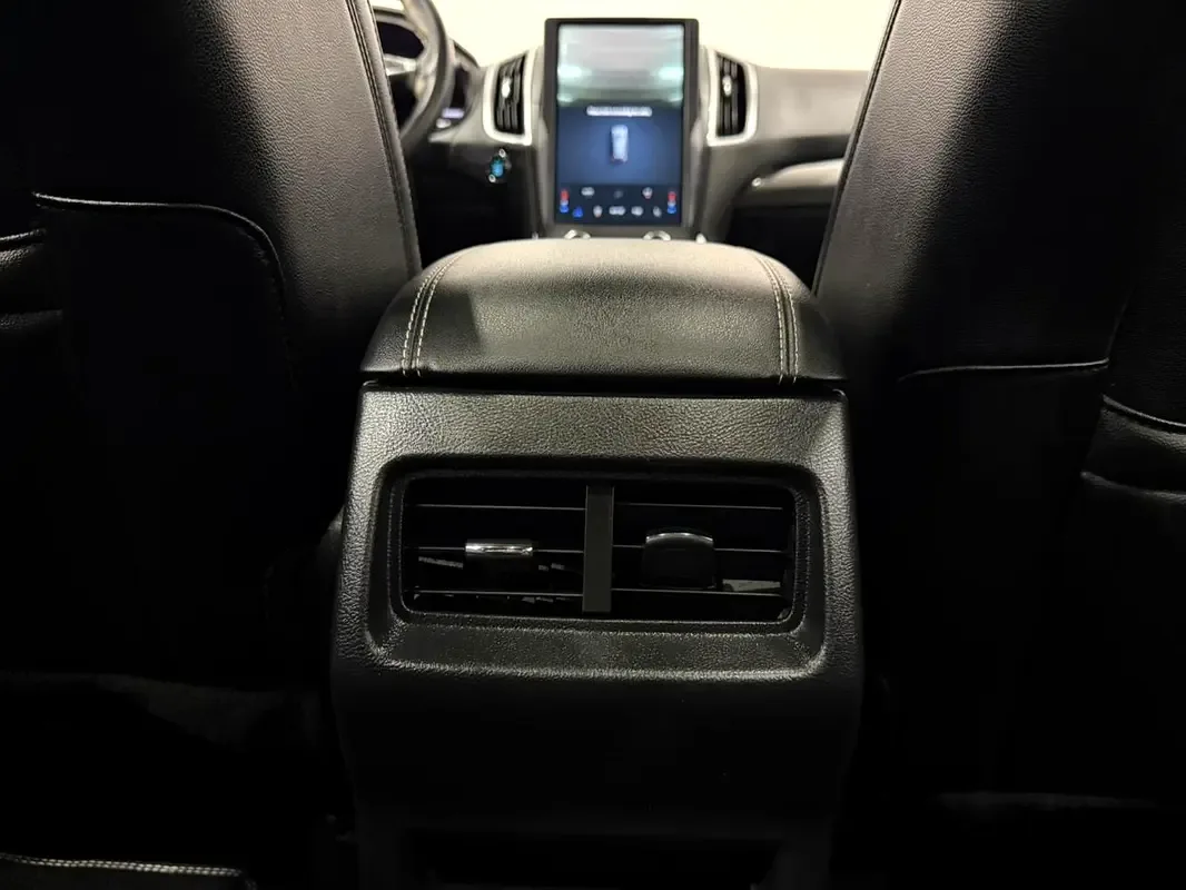 Ford Edge 2.7 AT 4WD (335 حصان) - 15