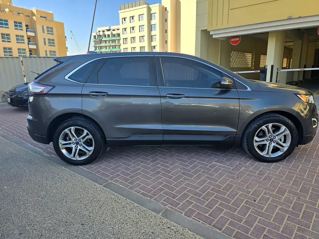 Ford Edge 3.5 AT (280 حصان) - 10