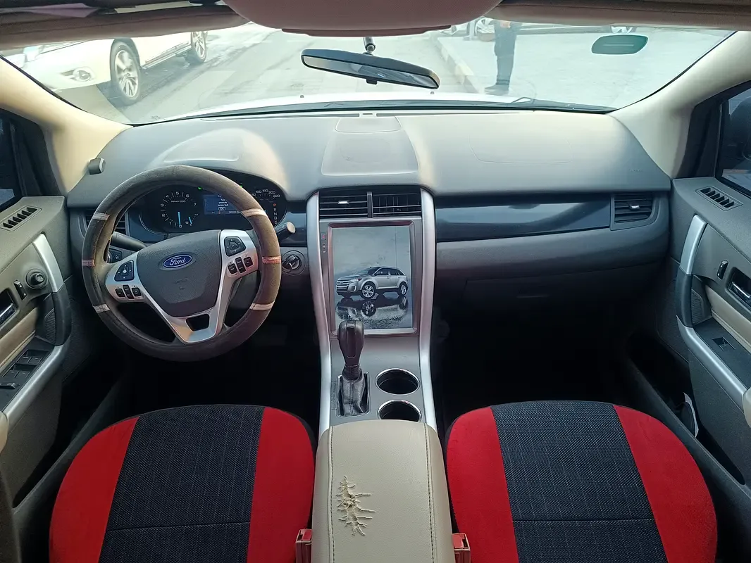Ford Edge 3.5 AT AWD (288 حصان) - 7
