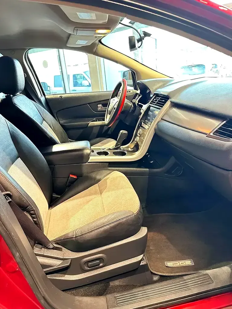 Ford Edge 3.5 AT AWD (288 حصان) - 10