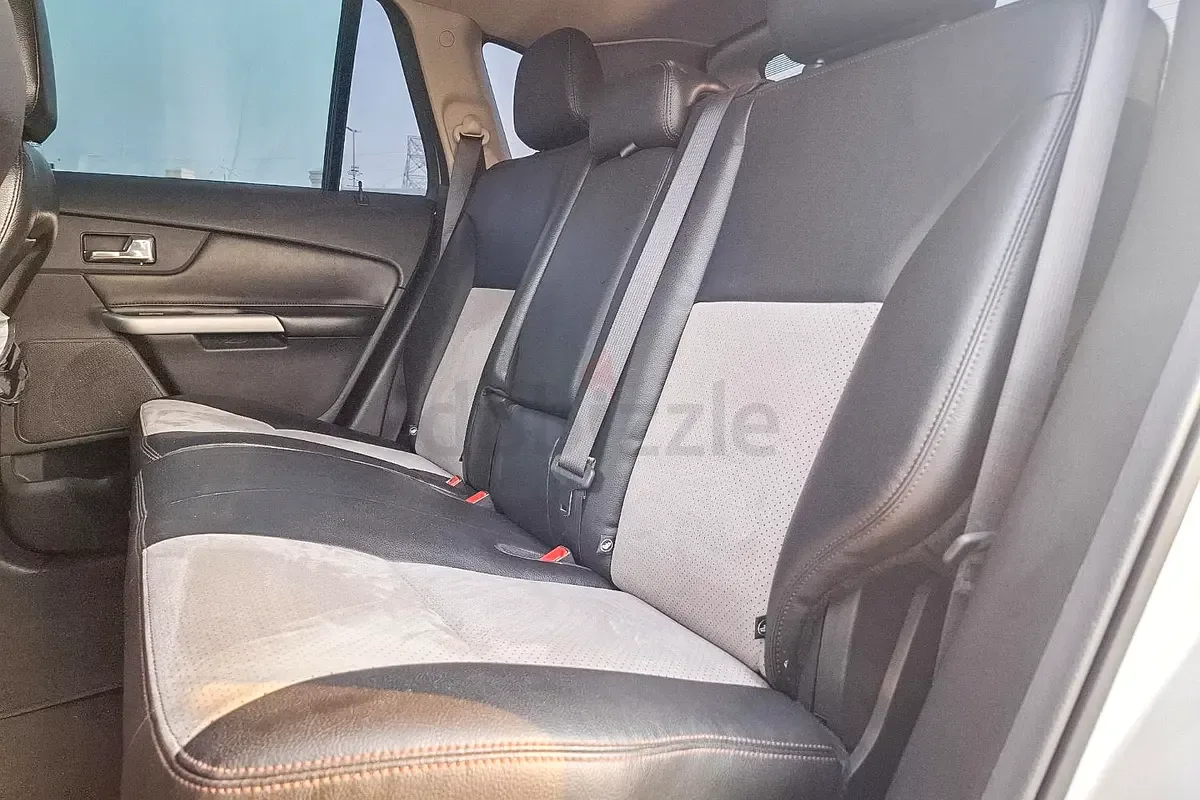 Ford Edge 3.5 AT AWD (288 حصان) - 12