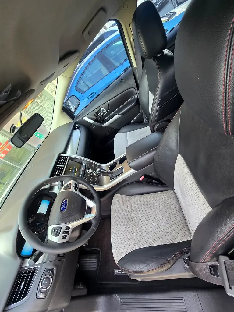 Ford Edge 3.5 AT AWD (288 حصان) - 10