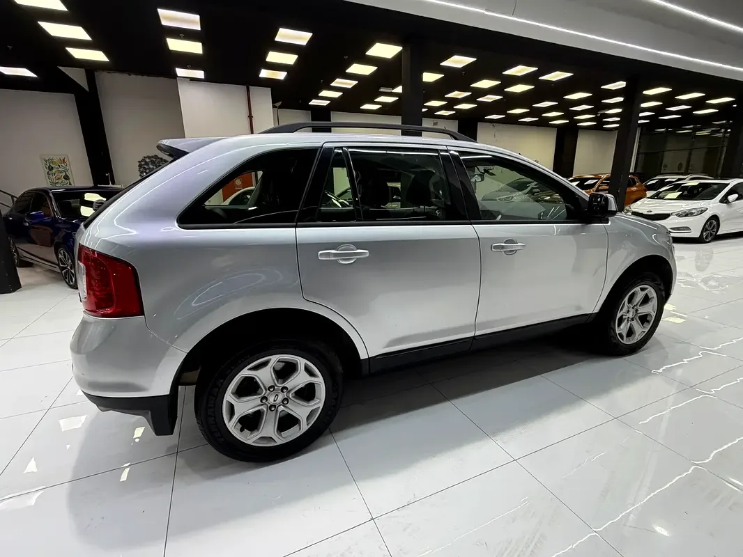 Ford Edge 3.5 AT AWD (288 hp) - 4