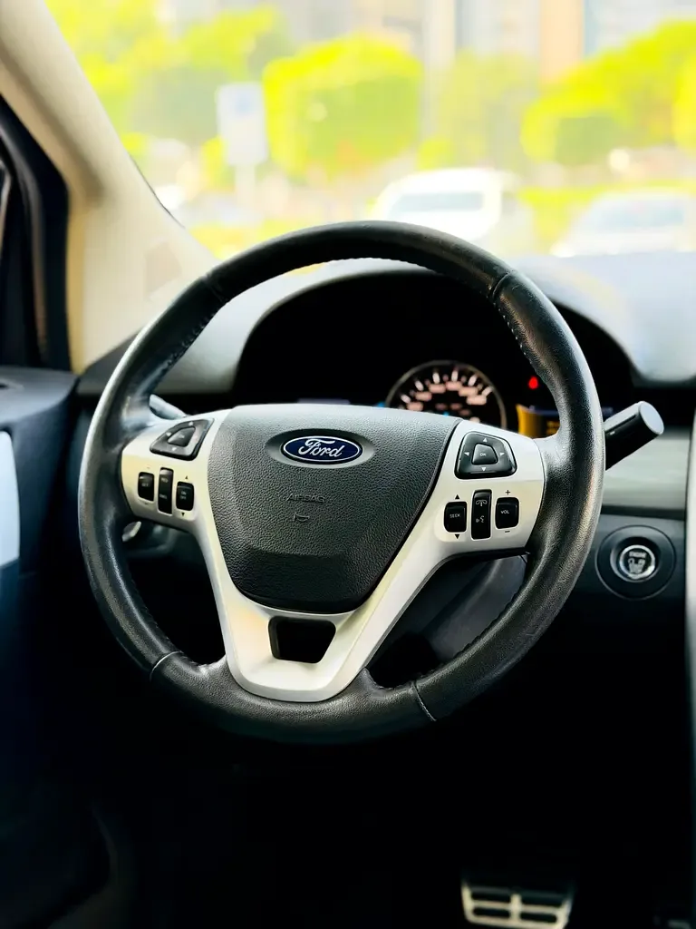Ford Edge 3.5 AT AWD (288 حصان) - 16
