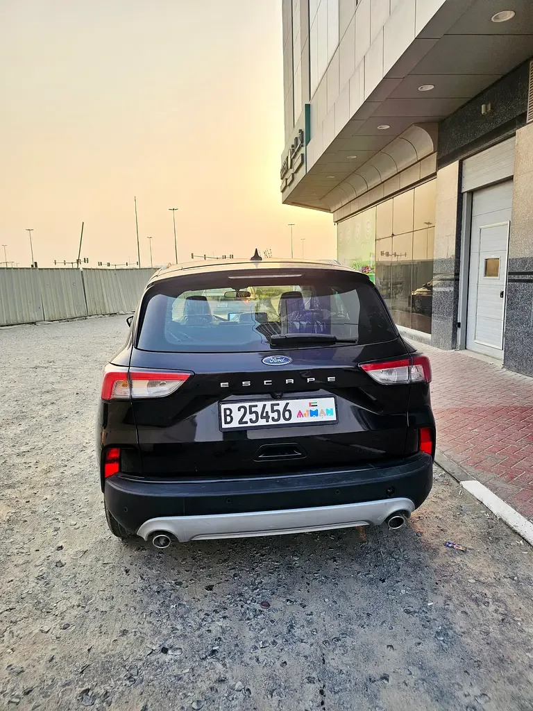 Ford Escape 1.5 AT (180 حصان) - 6