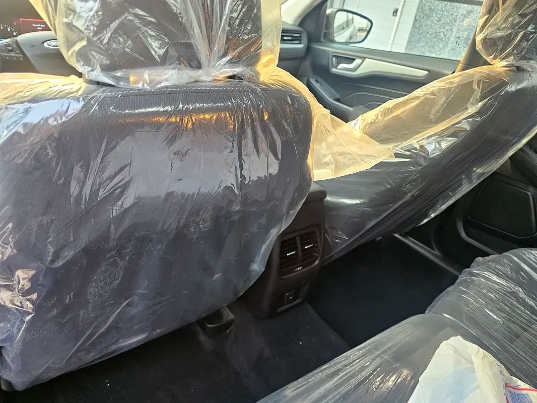 Ford Escape 1.5 AT (180 حصان) - 10