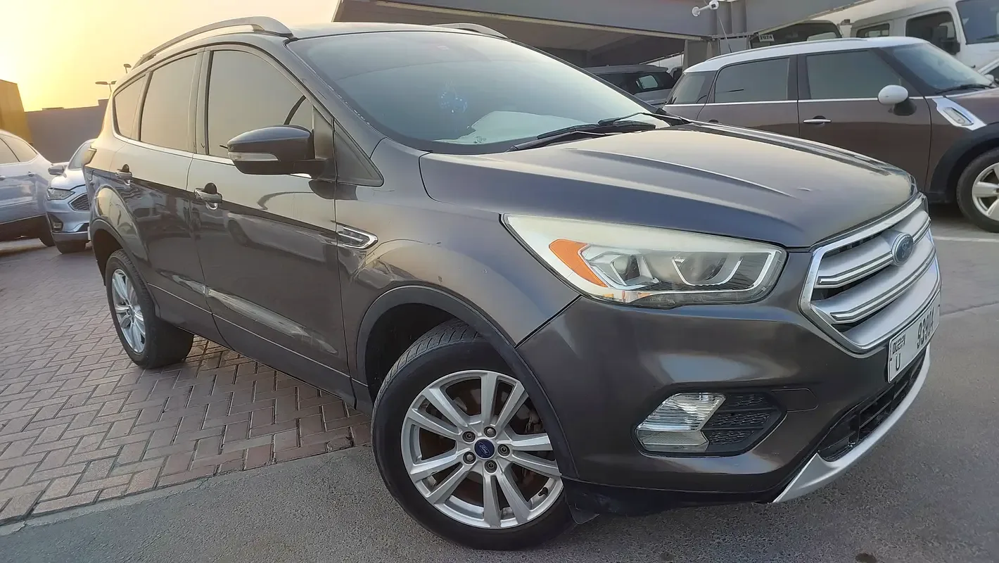 Ford Escape 2.5 AT (168 hp)