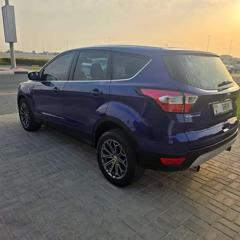 Ford Escape 2.5 AT (168 حصان) - 9