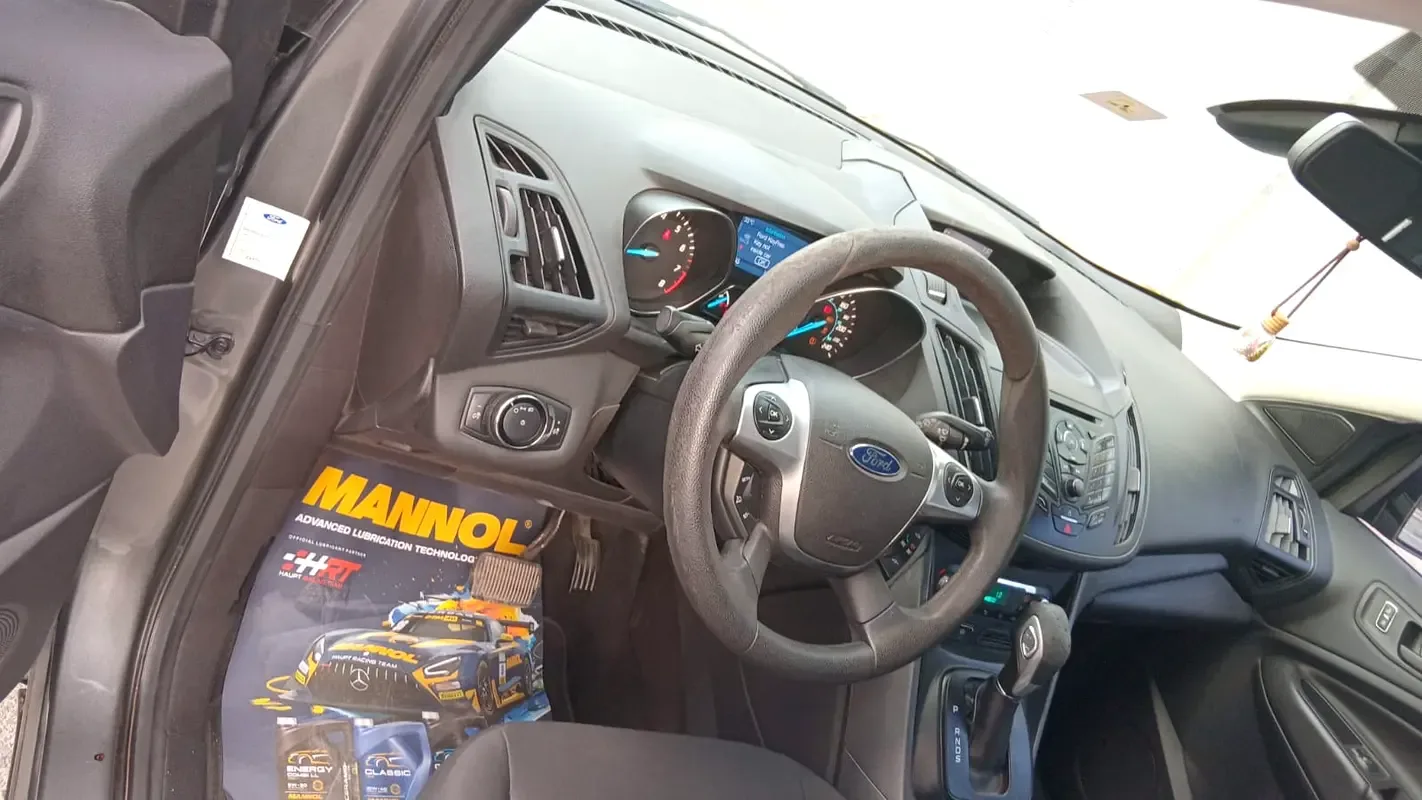Ford Escape 2.5 AT (168 حصان) - 9